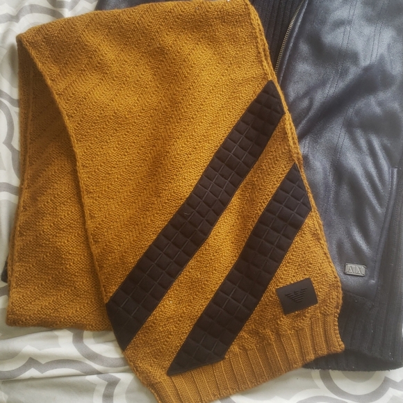 Vintage A/X Armani Exchange faux fur vest - Picture 8 of 8